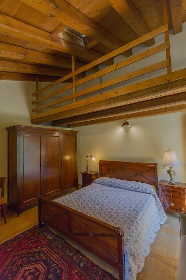 Casa Sul Fiume County House Bed & Breakfast Solagna