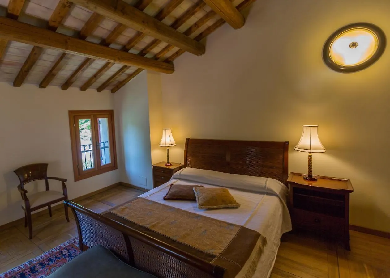 Casa Sul Fiume County House Bed & Breakfast Solagna Italy