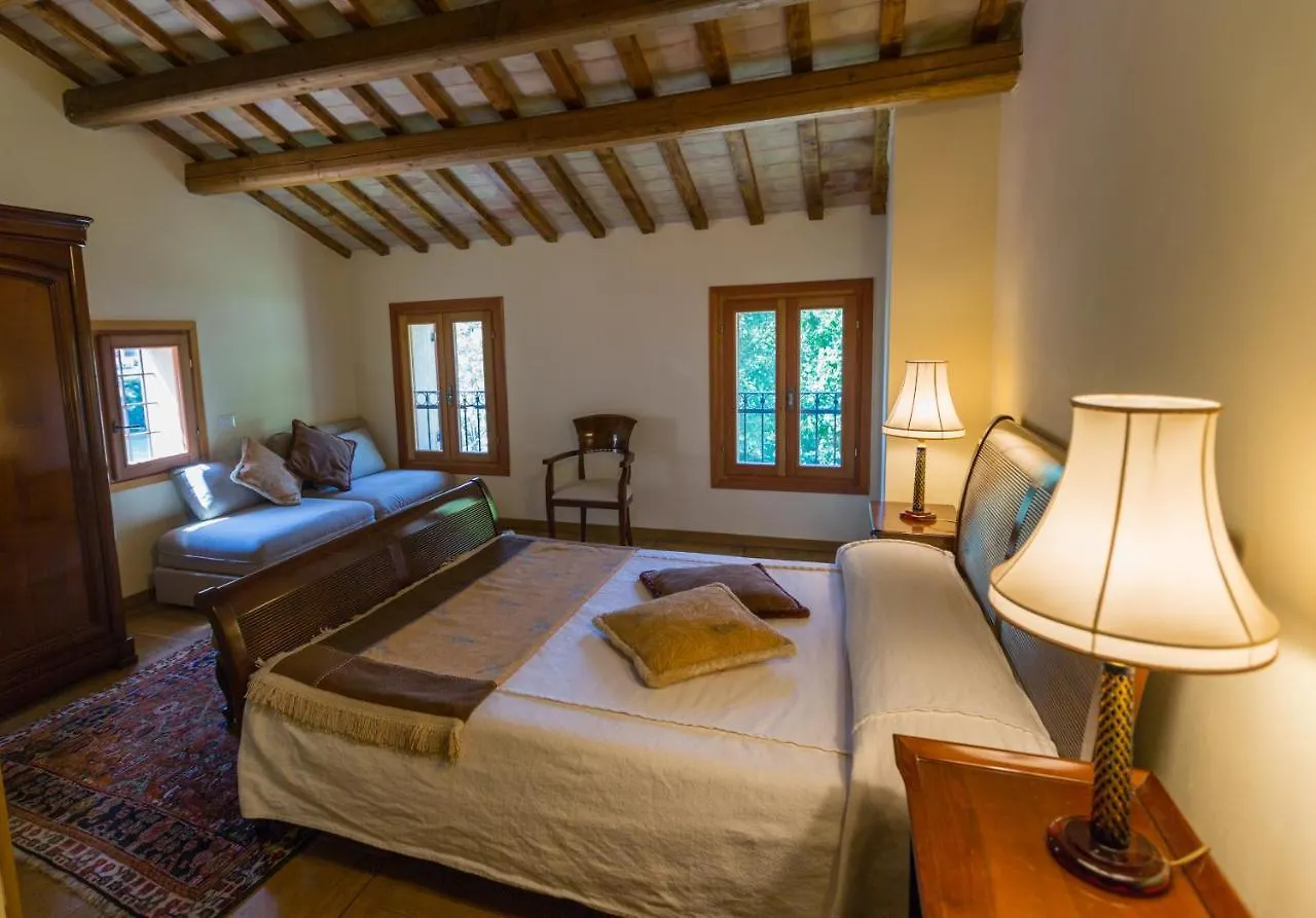 Casa Sul Fiume County House Bed & Breakfast Solagna